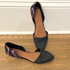 TOMS Black Flats with Multicolor Pattern